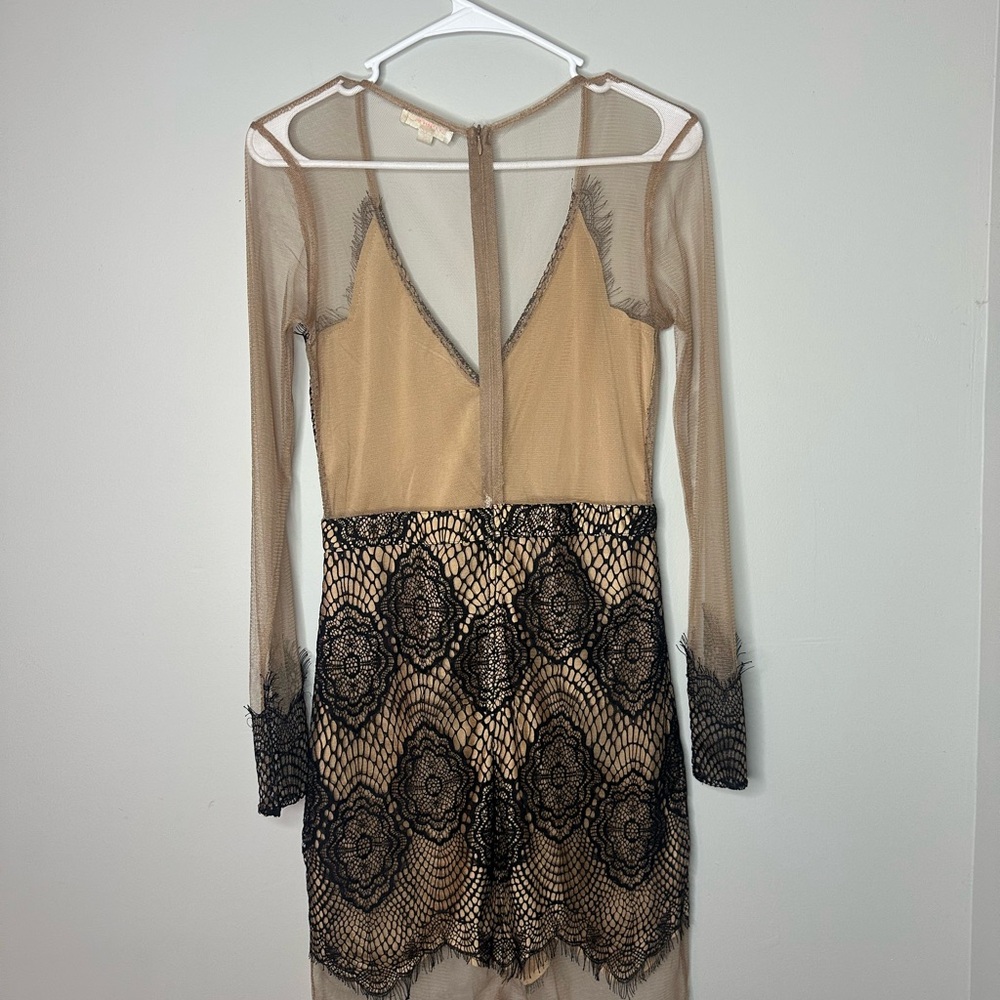 Luxxel Elegant Black Lace Overlay Dress size Medium - Picture 8 of 9
